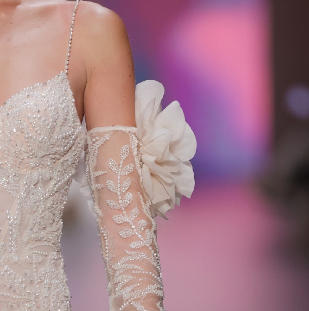 Tendencias novias 2025 para incorporar a tu vestido. – DebhHerrera, image size:1036x1044