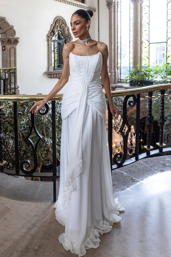 aa Vestido de novia drapeado "Waterfall"